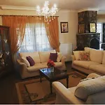 Latanya Вилла